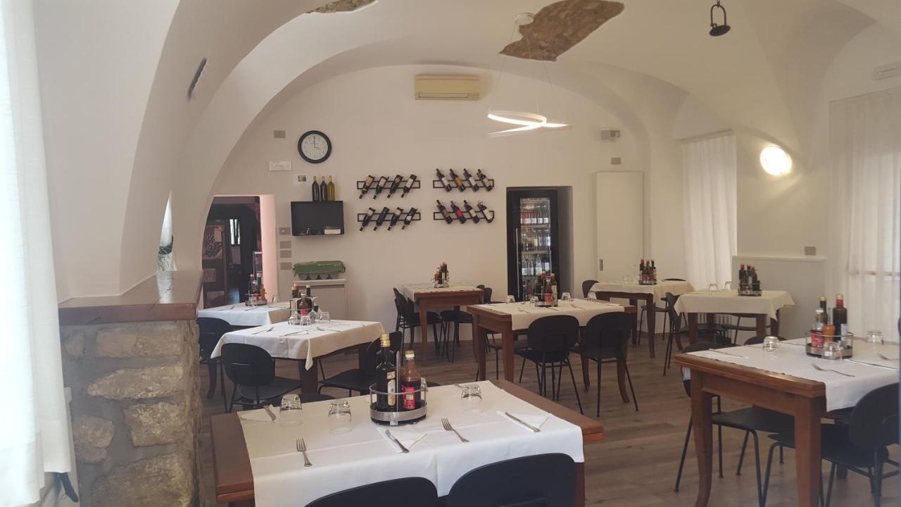 Hotel Pace Brenzone sul Garda Exterior photo